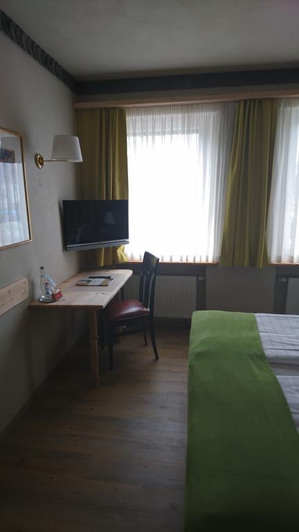 Hotel & Auberge Le Journal St. Wendel Buitenkant foto