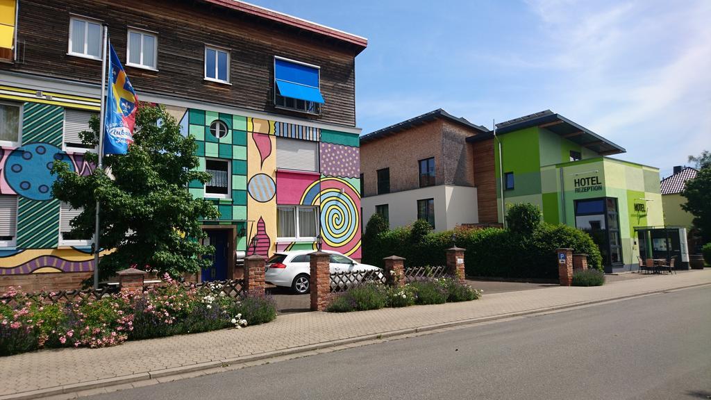 Hotel & Auberge Le Journal St. Wendel Buitenkant foto